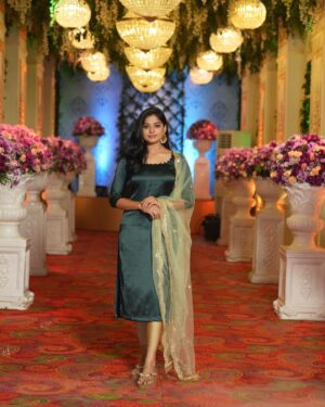 Dharshana Ashokan Instagram - #zeetamil #kana #zeeawards