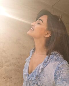 Dharshna Sripal Top 100 Instagram Photos and Posts