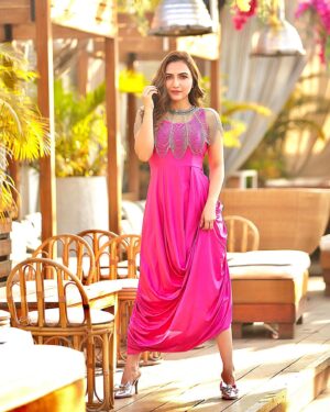 Dhrriti Saharan Reddy Instagram - Be FREE 
Be HAPPY 
Be PRETTY 
Be POWERFUL 
Happy International Women’s Day! 
The Future is Feminine 🌸
.
.
.
.
#dhrritisaharan #ds🦋 #soultunes #womensday #women #womensday2023 #power #feminine