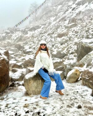 Dhrriti Saharan Reddy Instagram - White Magic ❄️
.
.
.
#DS🦋  #DhrritiSaharan 
PC : @jayanthreddy1111