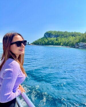 Dhrriti Saharan Reddy Instagram - Tobermory has my Heart 🩵🦋
.
.
.
#vacation #nature #canada #travel #beach #mountains #flowerpotisland #flowerpot #tobermory #dhrritisaharan  #jayanthreddy #birds #love