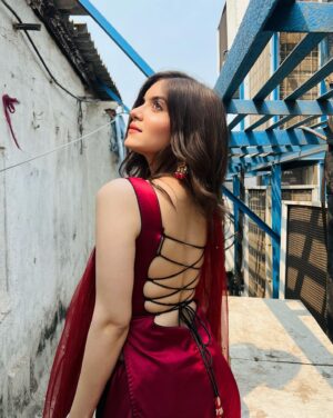 Dhwani Gori Instagram - I love being Indian❤️‍🔥 

This dress by @singhpooja03350 _ ✨
MUA : @rohitsingh1176 ✨

#maihoonaparajita #Disha