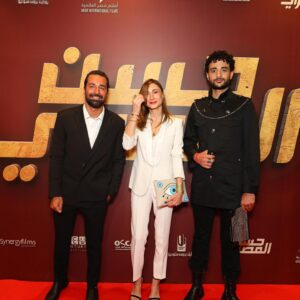 Diamand Abou Abboud Instagram - From yesterday’s premiere of Hassan El Massry in Cairo ..✨
#Hassan_el_Massry #film #premiere #cinema #cairo #egypt #Beirut #Lebanon #actress #diamand_abou_abboud 

Accessories @villafelt 
Pendant @sethathor.alchemy 
@georgesrichane thank you !!