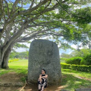 Diamond Langi Instagram - In my element 🌎🍃💛Resting at Maka Fa’akinanga.