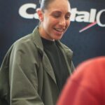 Diana Taurasi Instagram - Cleveland! This one’s for youuu! 😄 Had fun meeting all the fans at #WFinalFour and Tourney Town presented by @capitalone! #capitalonepartner