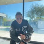 Diana Taurasi Instagram - I’m pulling for the Huskies this March! #CoxPartner Get in the Husky spirit with me by using @coxcommunications #BetheBobble filter and cheer on the @uconwbb and @uconmbb to make history like we did in 2004 💍💍 Who are you rooting for? #GoHuskies #BleedBlue