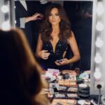 Diane Leyre Instagram - concentration… 💃 make up and hair @arnaudsoldourdin photo @joannabhmphoto