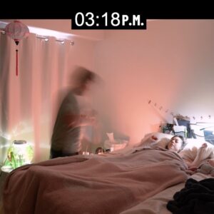 Dianna Cowern Instagram - This is what life is like for Dianna when she is AWAKE. This is what severe Long COVID and ME/CFS can look like. 

We made a small time-lapse of what it looks like in Dianna's room for a day. This is what she has been doing every day since January of 2023.

Many people think if she were in her room all day without anything to do, that she could maybe watching TV or reading books. But the mental toll ME/CFS takes disables her from being able to do anything fun that is mentally stimulating. She is awake, but unable to meaningfully interact or have many complex thoughts. 

Dianna gets a few meals a day, a few words exchanged with her husband Kyle, and not much else.

#mecfs #longCOVID #chronicfatigue