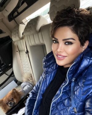 Didem Taslan Instagram - Enerjisi bol birgün olsun hepimize👌🏻💯🎉🌺🧿 #didemtaslan #model #actress #günaydın #hello #world #goodmorning #sometimes #photooftheday #lucky #keşfet #smile #goodtimes #amazing #lifestyle #joker #mydog #december #2021 #onlyme #explore #justintime