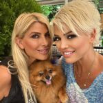 Didem Taslan Instagram - Bizimkisi 30 yıllık dostluk @arzulogan ❤️🧿❤️ #friends #happy #lifestyle #didemtaslan #tuesday #august #explore #smile #justintime #summer #holiday #amazing #colorfull #instagood #photooftheday #turkey