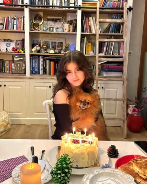 Didem Taslan Instagram - 🎉🩷