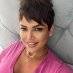 Didem Taslan Instagram - Günaydın mutlu pazarlar 🌺🧿✨💙🥰 #gunaydin #didemtaslan #hello #everybody #model #actress #gülümse #photooftheday #lucky #sunday #may #smile #amazing #keşfet #instagood #lifestyle #sometimes #colorful #explore #times #spring #motivation #goodmorning #istanbul #turkey