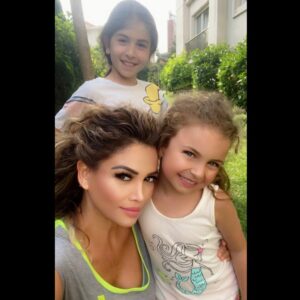 Didem Taslan Instagram - Bugünün #tbt si güzelliklerimle gelsin🙏🏻🧿🌺😍😍😍 @dogahurrem @mozi.mati_cats #günaydın #goodmorning #instamood #hello #world #lifestyle #smile #keşfet #throwbackthursday #mynephews #summer #amazing #august #explore #photooftheday #colorful #justincase #goodvibes #istanbul