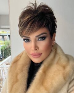 Didem Taslan Instagram - 8 Mart Dünya Emekçi Kadınlar Günümüz Kutlu Olsun 🌺🎉🧿💙❤️ #8martdünyakadınlargünü #8marchinternationalwomensday #didemtaslan #goodmorning #photooftheday #actress #explore #everybody #smile #hello #world #amazing #womensday #lifestyle #colorful #timeless #istanbul #turkey