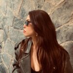 Dilara Aksüyek Instagram - Sigara, duyguları saklar ve duyguları saklamak da,sigara içmek de sağlığa son derece zararlıdır👽