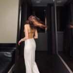 Dilara Aksüyek Instagram - 👽🖤