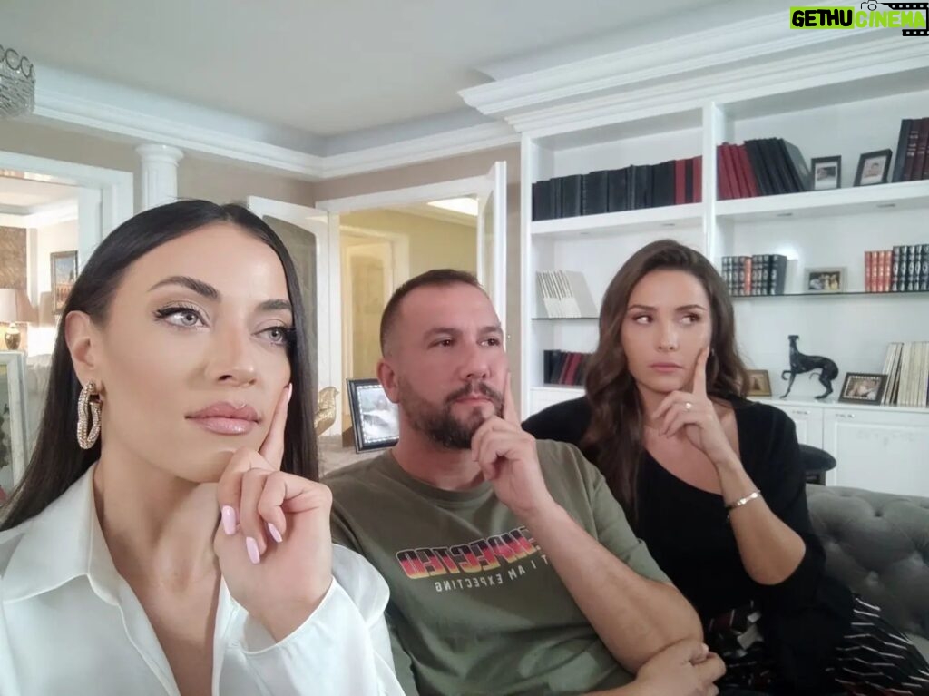 Dilara Büyükbayraktar Instagram - Vee karşınızda Canım Annem dump @canimannemofficial #canımannem #set #tv8 #stellaryapım #saranstudios