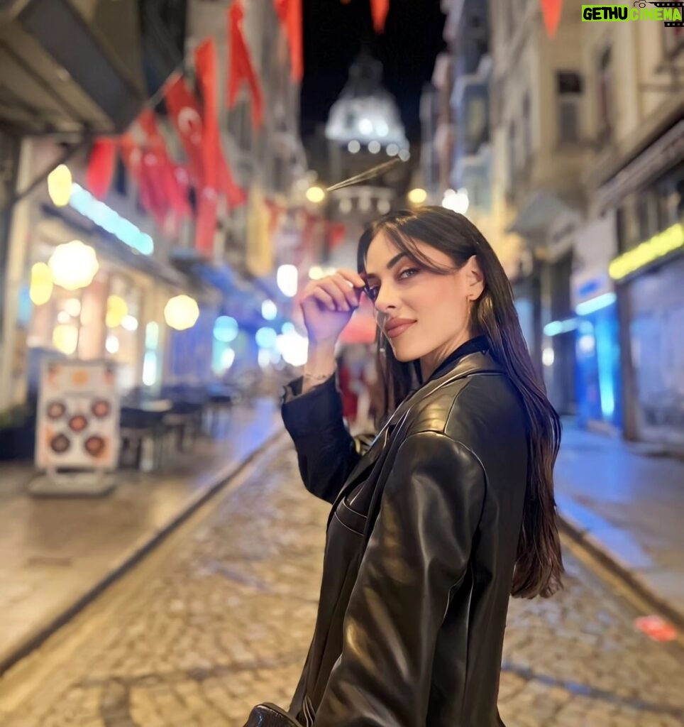 Dilara Büyükbayraktar Instagram - Galata kuşatması