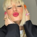 Dilara Kazimova Instagram – Machhh maaaach 💋💋💋
Hairstyle: @instudio__raksana @instudio.az
Make up:@kryolan_ilhame @instudio.az 
Video:@fatimaamirlii 
Assistants:@mua_mina__ @fatimaamirlii @alikhanov.vusal 

#dilarakazımova #dilara #baku #makeup