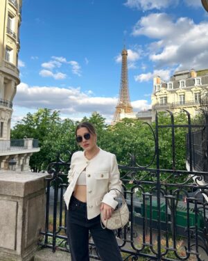 Dilara Kurtulmuş Instagram - paris day one🥐🫶🏼
