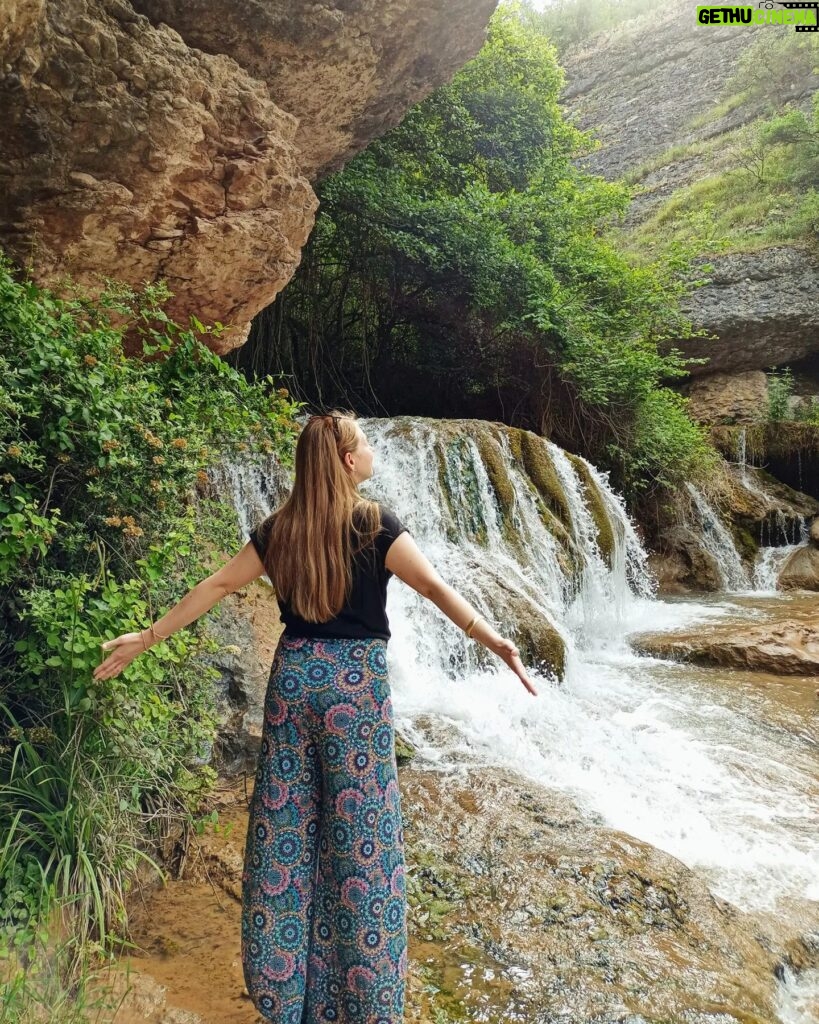 Dilara Mücaviroğlu Instagram - Sevgilimin gözünden...🌳💚