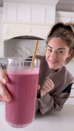 Dina Deleasa Instagram - Dancing through my smoothie making and obviously talking to myself. Who knew smoothies were such vehicles for therapy?

If you haven’t added cranberries to your smoothies, you need too! I love the subtle, tart flavor it gives. As you can tell I have  been on a smoothie kick lately. It has been serving me well. It often helps me when I am too busy to eat. Instead of just continuing hangry as I used to be, I am doing something good to hold me over until I have time to properly eat something. I know this isn’t a new revelation, but it takes me a while to get with it. Actually it has taken me a while to realize that doing things to take care of myself actually helps fuel me for the long run. While I can’t drop major $$ on “self care” or week long wellness retreats at the moment.  I can make myself a smoothie, and take 45 minutes to work out on most days. It seems the world will not end (sense my sarcasm directed at myself).

1 banana
1/4 cup frozen cranberries
1/2 cup frozen cherries
1 scoop vanilla protein of choice( I used @truvani )
1 tbsp chia seeds
1/2 tbsp honey
1 cup almond milk
1/4 tsp cinnamon
Blend until smooth 

Song by @deleasa 

#smoothietime #smoothieoftheday #healthyfood #healthylifestyle #cherryrecipe #pinkdrink #momlife