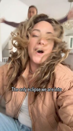 Dina Deleasa Instagram - Guyssss I had too!!! I know I am not sophisticated enough to be into this like I should be. I’m a little rusty with these lyrics! Brian and I clearly missed the opportunity to renew our vows in a spectacular way, so this will have to do. 

I gotta go make dinner now, haha!
@bgonsar 

#solareclipse2024 #couplethateats #funnyvideos #justalittlelaugh