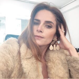 Dina Félix Costa Instagram - Bom Domingo 😉💋