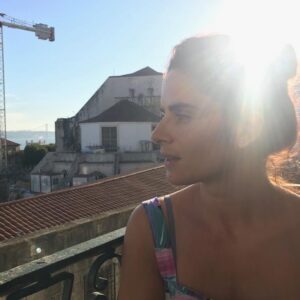 Dina Félix Costa Instagram - Depois de um dia de trabalho, um final de tarde e jantar com amigas, é o melhor que se leva desta vida .
😍😊❤️
.
.
#friends #lisbon .
.