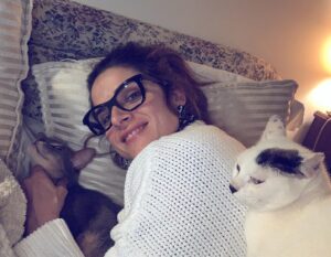Dina Félix Costa Instagram - Noites Felizes 🥰❤️
