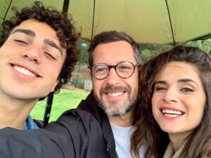 Dina Félix Costa Instagram - Sexta Feira Santa em boa companhia .
#faltastu@carolinaafrias😍