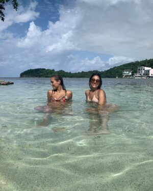 Dina Shihabi Instagram - Hi🌊✨ from 🇯🇲