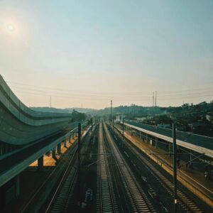 Dinda Kanyadewi Instagram - Hari ini, Jakarta-Padalarang-Stasiun Bandung-Sirnaraga-Cikawao-Rasa-Stasiun Bandung-Padalarang-Jakarta. Yes!