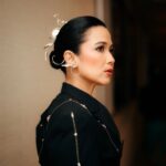 Dinda Kanyadewi Instagram - Look for gala premiere "Badarawuhi Di Desa Penari." @kknmovie Wearing @wilsenwillimofficial Stylist @ivanteguhsantoso Asst stylist @mindanovianty Accessories @amstamb Makeup @sissysosro Hairstylist @desyuntadi 📸🎥 @snap.nuel @imshooter