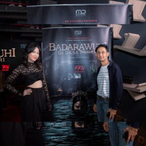 Dinda Kanyadewi Instagram - Rilis title dan teaser poster "Badarawuhi Di Desa Penari" @kknmovie 🐍👑💚💃🏻