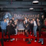 Dinda Kanyadewi Instagram - Rilis title dan teaser poster "Badarawuhi Di Desa Penari" @kknmovie 🐍👑💚💃🏻