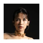 Dinda Kanyadewi Instagram - Considered as a middle-age adult human. 👾 • Photographed by @winstongomez Make up by @nooibeauty Hair do by @emixu_hair • @image.mgt