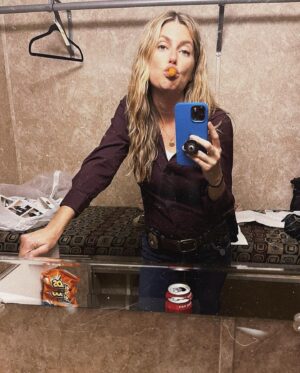 Diora Baird Instagram - Thanks for letting me wear the badge @officialshanestanley 🎥 #NightTrain 
Note to self: never refuse hair & makeup on camera again kayyyythanks 🤗🙃👋 #Cheetos