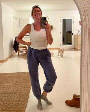 Diora Baird Instagram - Wild Saturday night for us gals responding to DMs over on the other site 👀
