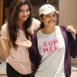 Divya Bharathi Vetrivel Instagram - 𝖳𝖱𝖴𝖤 𝖥𝖱𝖨𝖤𝖭𝖣𝖲 𝖠𝖱𝖤 𝖭𝖤𝖵𝖤𝖱 𝖠𝖯𝖠𝖱𝖳,𝖬𝖠𝖸𝖡𝖤 𝖨𝖭 𝖣𝖨𝖲𝖳𝖠𝖭𝖢𝖤 𝖡𝖴𝖳 𝖭𝖤𝖵𝖤𝖱 𝖨𝖭 𝖧𝖤𝖠𝖱𝖳😍😍😍