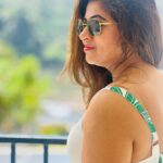 Divya Bharathi Vetrivel Instagram - ŶŐÚ ŃĔĔĎ ŶŐÚŔ ŐŴŃ ĹŐVĔ ŤŐ ŚĂVĔ ŶŐÚŔ ĤĔĂŔŤ💚 📸 @vishwa_nakshu : : : #i#kerala #nivashinidivya #nivashini_ma #frankapannuvom #instagram #instagood #kerala🌴