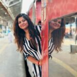 Divya Bharathi Vetrivel Instagram – The train is a small world moving through a larger world 🙌