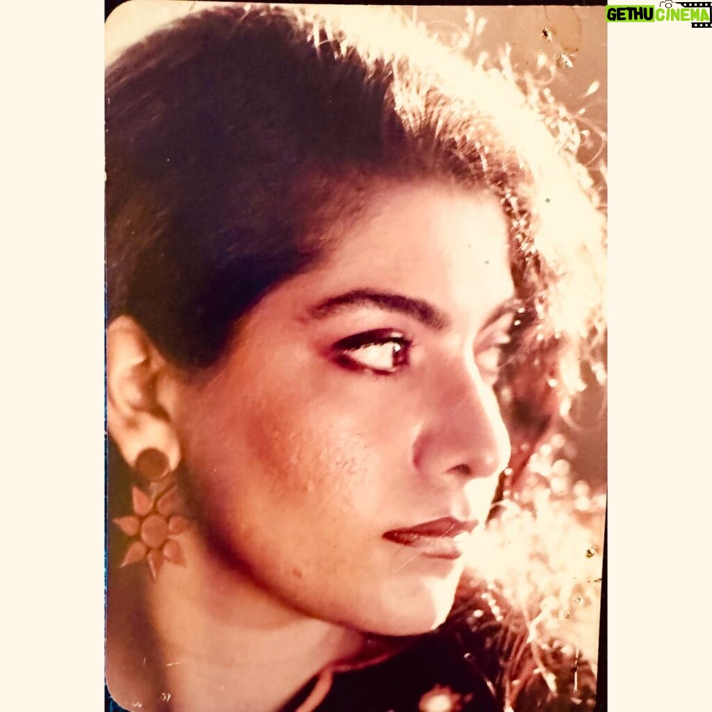 Divya Seth Shah Instagram - Me at 21 That’s All . . . #21 #face #light #actor