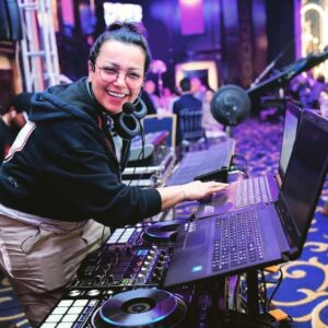 Dj Aiush Instagram - Life is song
Sing it
 🎤🎶🎼🎵 

.
.

‏#aiush #Dj_aiush_star 
‏#dj_aiush #baghdad #iraq #عيوش 
#العراق #بغداد 
#دي_جي_عيوش✌🏻😘