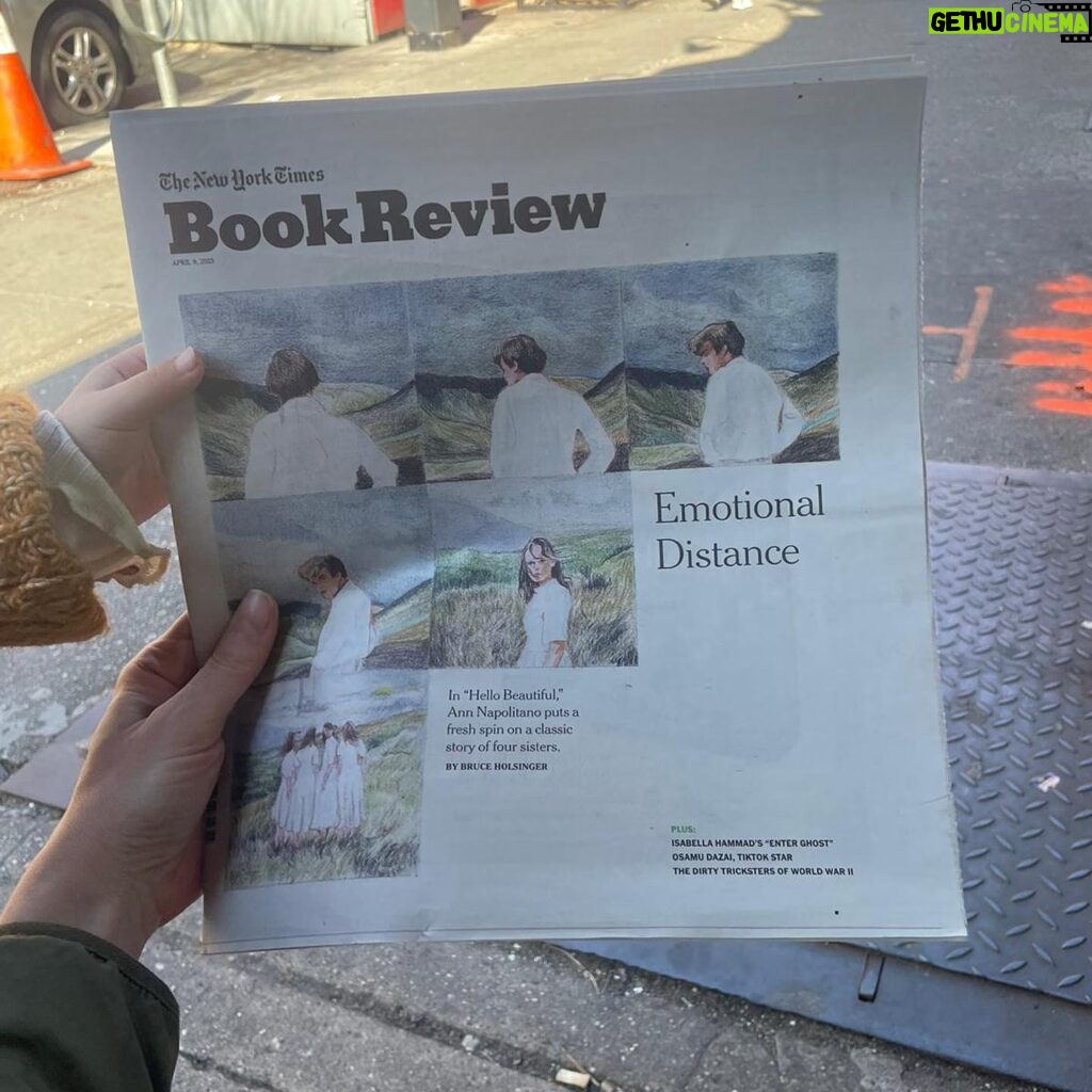 Dolly Alderton Instagram - After 18 months of being turned down by American publishers and then three years after publication, my first book is on The New York Times bestseller list and I cannot believe it. @alexandrasking’s three-year-old made sure all of New York knew by telling everyone she walked past on the street on Easter Sunday that “Aunty Dolly is in there!” 💓