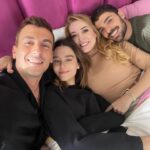 Dolunay Soysert Instagram - 🤰= 👩‍👩‍👦‍👦 4️⃣🎉