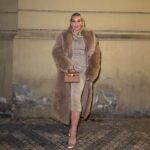 Dominika Cibulková Instagram - Lets summarize : tak takto to vyzera ked mi @andrejkusalik oprasi satnik - hodi na mna saty zo Zary,kozuch od @ivanamentlova 😍 @eliskamatejkova ma nalici, mam -15kg a hla voilaaaa "new old Domi" is slowly back in the game 🤍💫