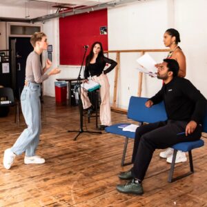 Dominique Tipper Instagram - I cannot believe we are about to perform our final two shows today. I cannot believe I am at the end of the run of my FIRST EVER theatre show. I cannot believe I DID that. When @wiebke.green said to me in the beginning that one of the most important things for her, with this play, is that I keep it "pacy", I don't think I quite realised what 90 minutes of that meant 😅. This has been an absolute trial by fire. I cannot tell you how many times I wrestled with the idea of failing and the amount of times @sopedirisu held me up and told me I GOT THIS. I turned to my friends and my family like a deer in headlights every time they asked me "how is it" and when I told them I was absolutely shitting myself, and I have no idea what Ive got myself into, they reassured me that I'd be OK and that I ALWAYS do this. In at the deep end and swim out. And now I'm here and it was OK. It was more than OK! I have felt small and big and vulnerable and low and high and triumphant and exhausted and ALL OF THE THINGS. A journey of epic proportions alongside my absolute DREAM Co stars @s_rch_ and @andre_bullock and our WONDERFUL SM @gwenan_holly and our FEARLESS and BRILLIANT director @wiebke.green. EVERYDAY y'all gave everything and showed the fuck UP. I couldn't imagine doing this with any other team. You are all the absolute best and Ive loved every moment with you. Thank you to everyone that came out to see us. And for everyone that's coming this afternoon and tonight, we can not WAIT to share our final day with you. What a TRIP. What a JOURNEY down the canal through my beloved, ever-changing London. SASKIA (Dunne) DONE! (drops mic) ❤️❤️❤️❤️❤️
.
.
.
Thank you to Kit and Martha and Julien for adding your creative beauty to the whole and bringing this show to life.
.
.
.
Thank you to everyone at @ruaarts and the @arcolatheatre and Mr @maxwilkinson_ for creating the world we get to play in every night ❤️❤️❤️❤️❤️

#Unionplay