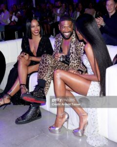 Dominique Perry Instagram - A successful premiere was had! I can't thank God enough. Thank you to all my close friends and family that took time out to just show up for me in such a special moment. I love y'all! DIARRA FROM DETROIT IS OUT NOW ON @betplus 📷 @arnoldshoots 📷 @imagezbylb @gettyentertainment Hair: @hairbylex Dress: @abyssbyabby Makeup: Me!