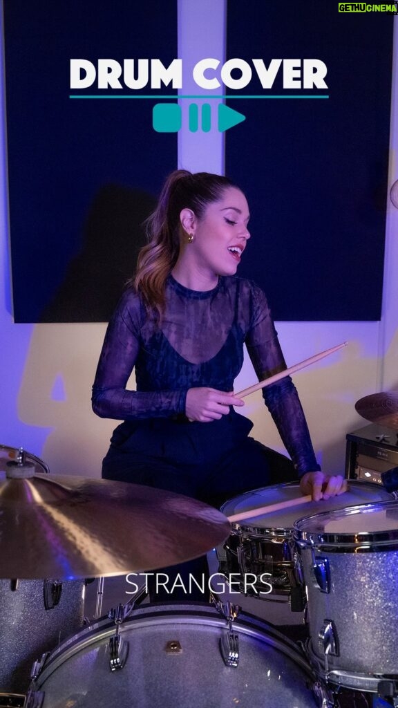 Domino Santantonio Instagram - Check out Domino as she nails a drum cover of Kenya Grace’s hit Strangers 💥 🥁 💥 How would you describe Domino’s drumming style in 3 words? Let us know in the comments. #drumcover #drums #drumming #drummer #dominosantantonio #kenyagrace #strangers #strangerscover #drummingstyle #thomann #speakmusic